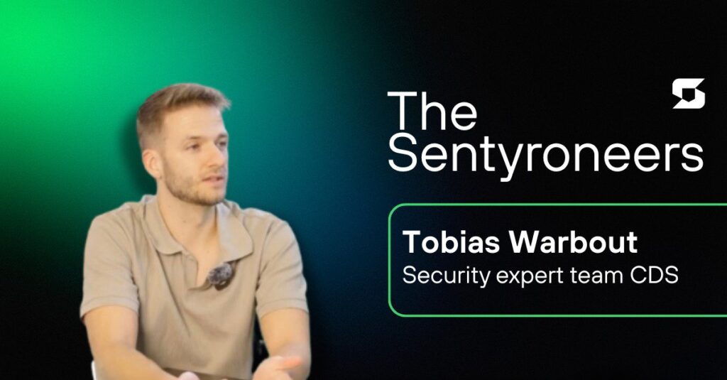 Tobias: De schakel tussen klant en techniek bij Sentyron cover